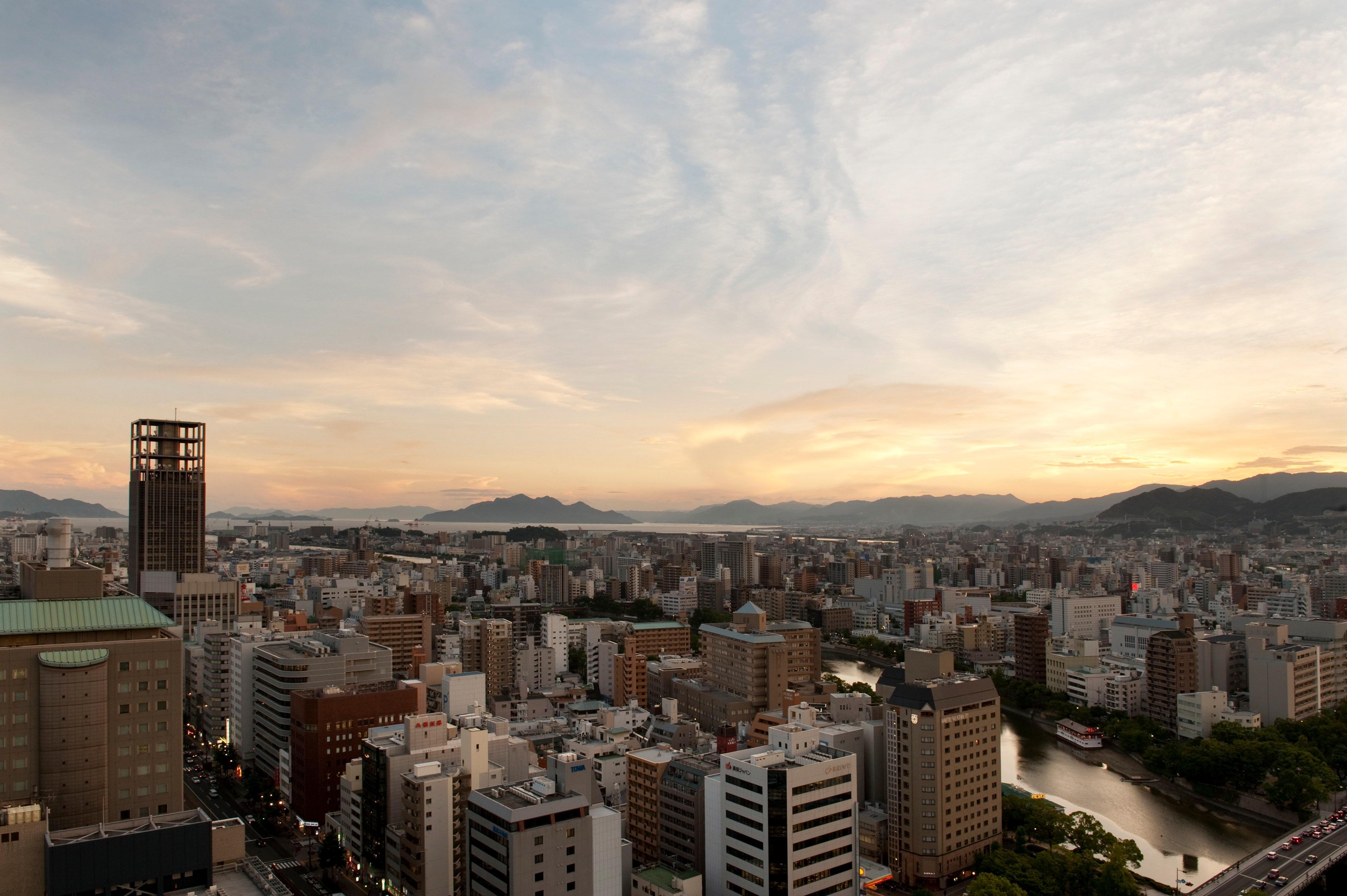 Готель Ana Crowne Plaza Hiroshima By Ihg Екстер'єр фото