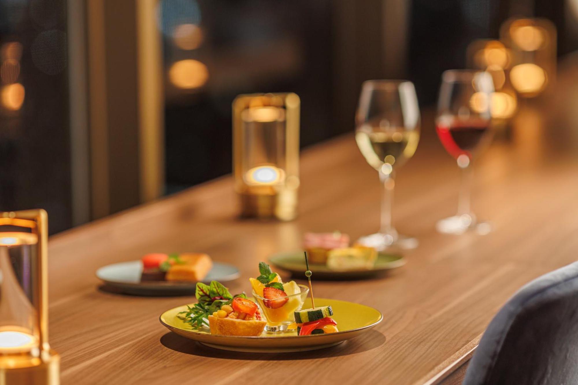 Готель Ana Crowne Plaza Hiroshima By Ihg Екстер'єр фото