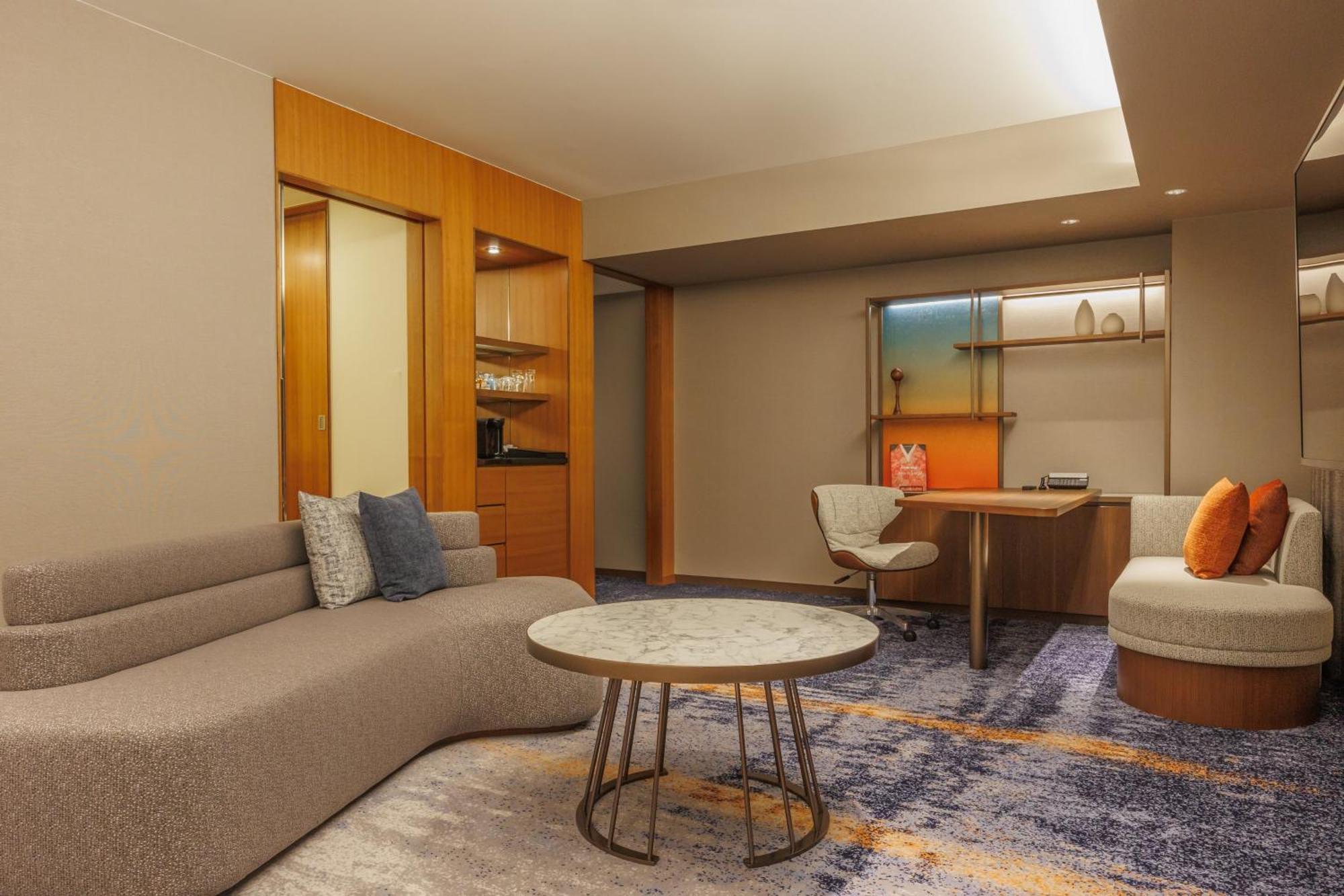 Готель Ana Crowne Plaza Hiroshima By Ihg Екстер'єр фото