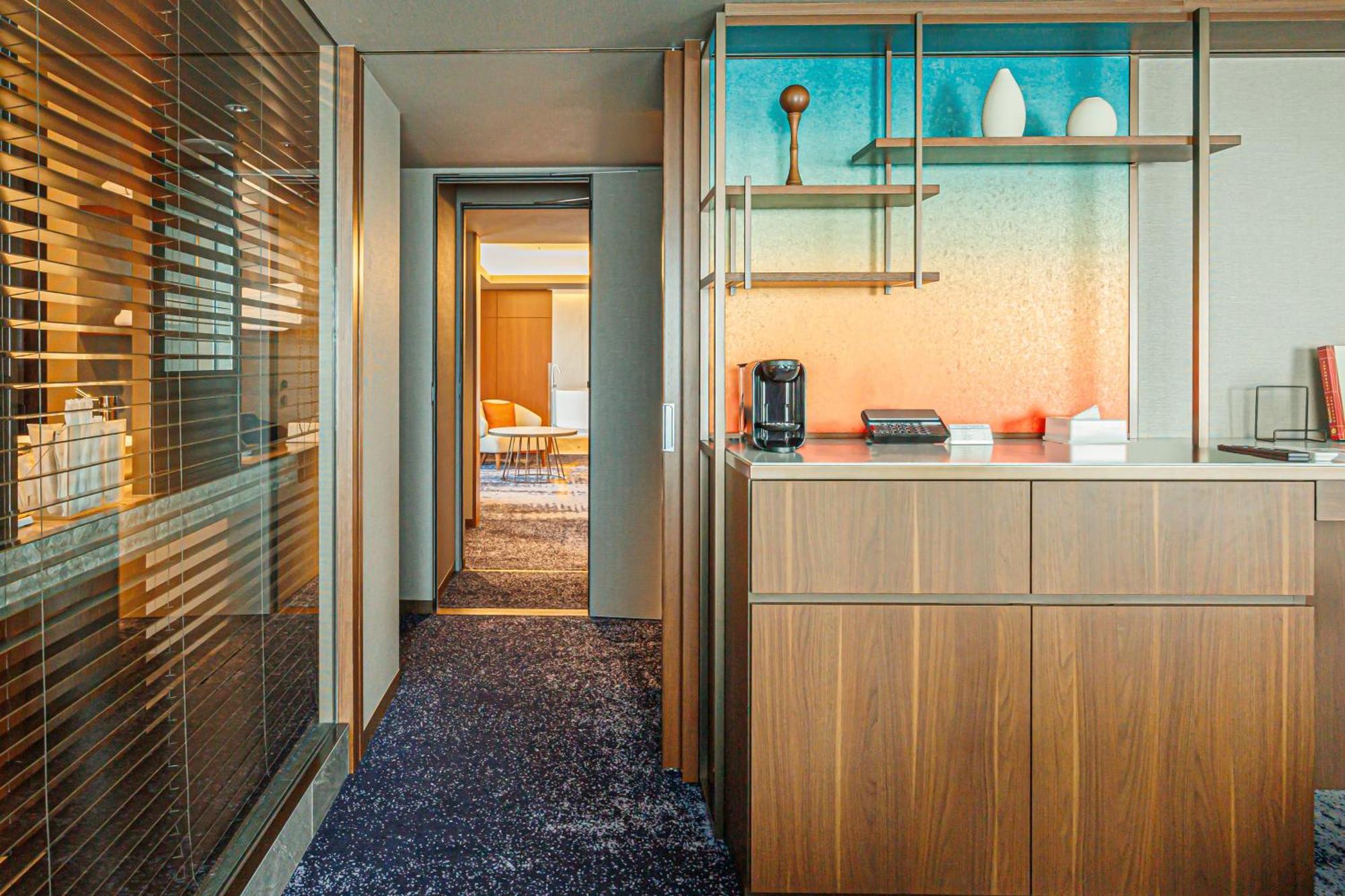 Готель Ana Crowne Plaza Hiroshima By Ihg Екстер'єр фото